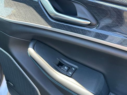 Certified 2022 Jeep Grand Cherokee Trailhawk image 18