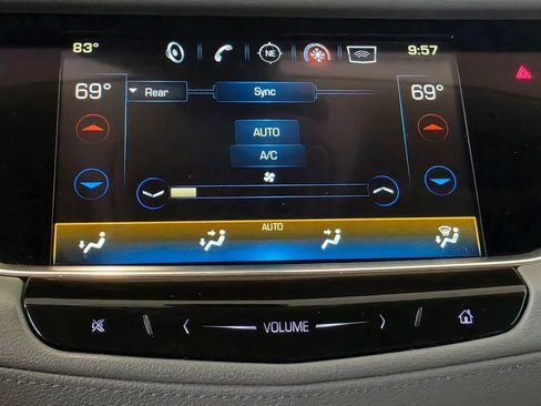 Used 2018 Cadillac XT5 Premium Luxury AWD/4WD image 62