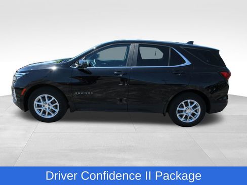 Used 2023 Chevrolet Equinox LT FWD image 2