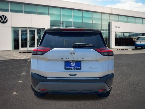 Used 2021 Nissan Rogue SL w/ Premium Package AWD/4WD image 6