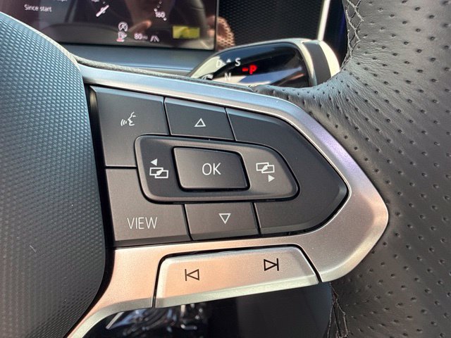 New 2026 Volkswagen Tiguan SE R-Line AWD/4WD image 17