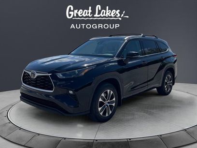 Used 2022 Toyota Highlander XLE