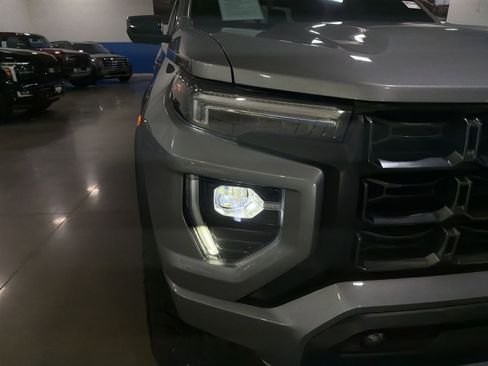 Used 2023 GMC Canyon AT4 w/ AT4 Premium Package AWD/4WD image 12