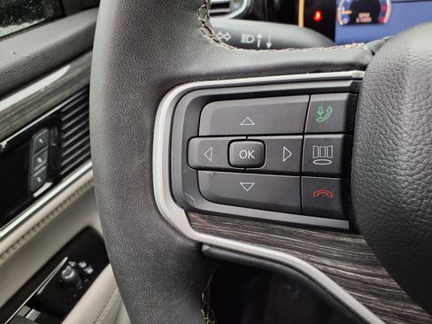Used 2022 Jeep Wagoneer Series III w/ Convenience Group I AWD/4WD image 14