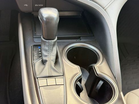 Certified 2024 Toyota Camry SE FWD image 17
