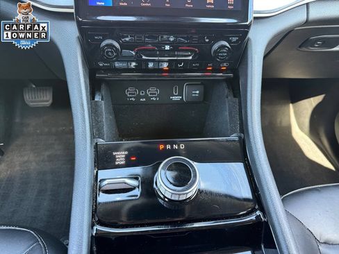 Used 2022 Jeep Grand Cherokee L Limited AWD/4WD image 14