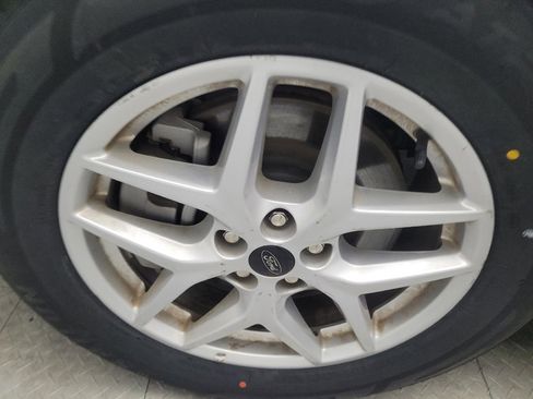 Used 2023 Ford Edge SEL image 31