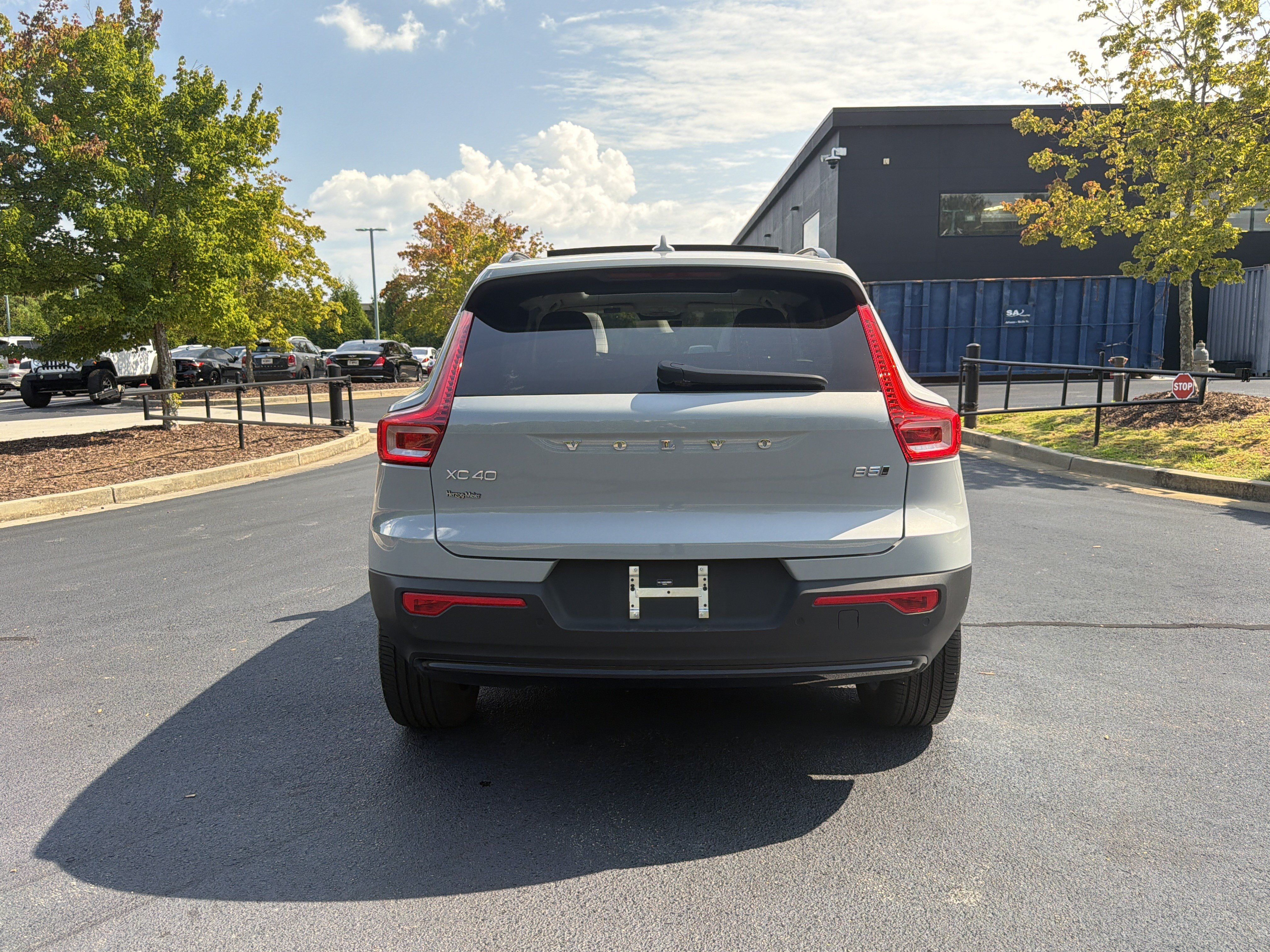 Used 2025 Volvo XC40 B5 Plus w/ Protection Package Premier AWD/4WD image 16