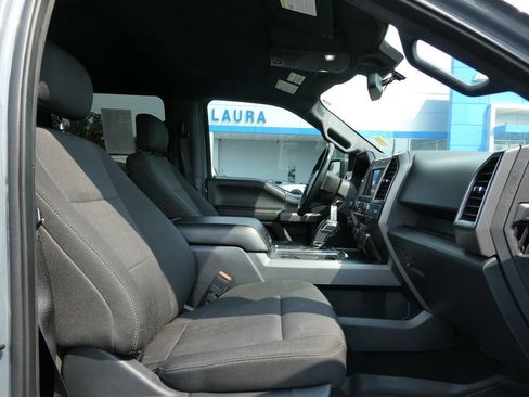 Used 2019 Ford F150 XLT w/ Equipment Group 302A Luxury AWD/4WD image 15