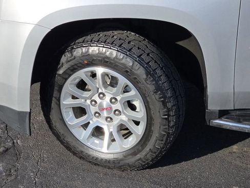 Used 2019 GMC Yukon XL SLT w/ Open Road Package image 29