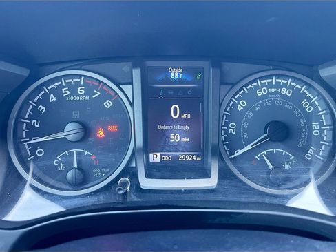Used 2023 Toyota Tacoma TRD Off-Road AWD/4WD image 12