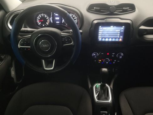 Used 2021 Jeep Renegade Sport FWD image 22