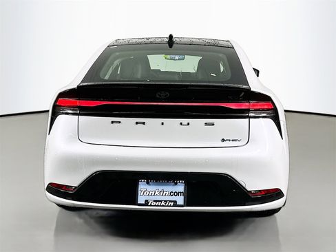 New 2026 Toyota Prius Plug-In Hybrid image 6