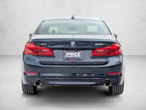 Used 2017 BMW 530i xDrive image 7