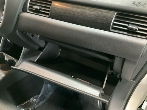 Used 2016 Mitsubishi Outlander ES image 30