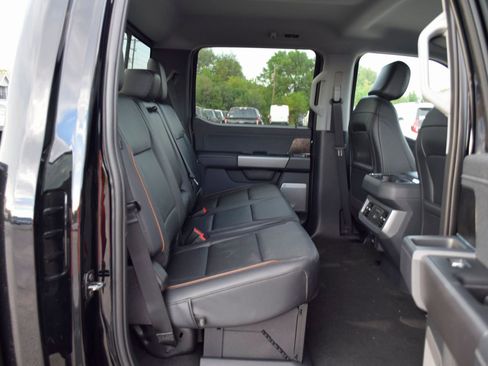 New 2026 Ford F250 Lariat w/ Lariat Premium Package image 22