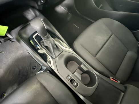 Used 2024 Toyota Corolla LE FWD image 21