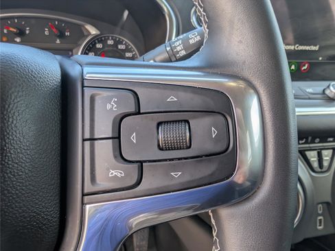 Used 2024 Chevrolet Blazer LT w/ Sound & Technology Package FWD image 26