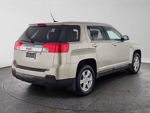 Used 2014 GMC Terrain SLE w/ LPO, Protection Package FWD image 3