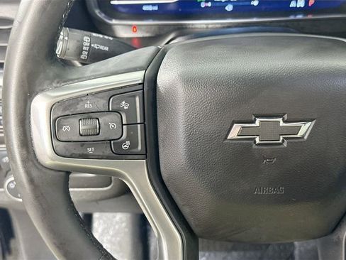 Used 2023 Chevrolet Tahoe Z71 w/ Luxury Package AWD/4WD image 32