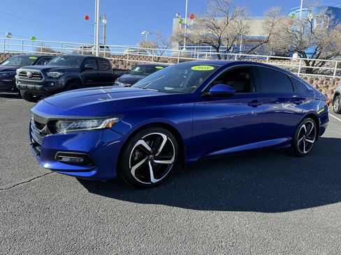 Used 2018 Honda Accord Sport image 9