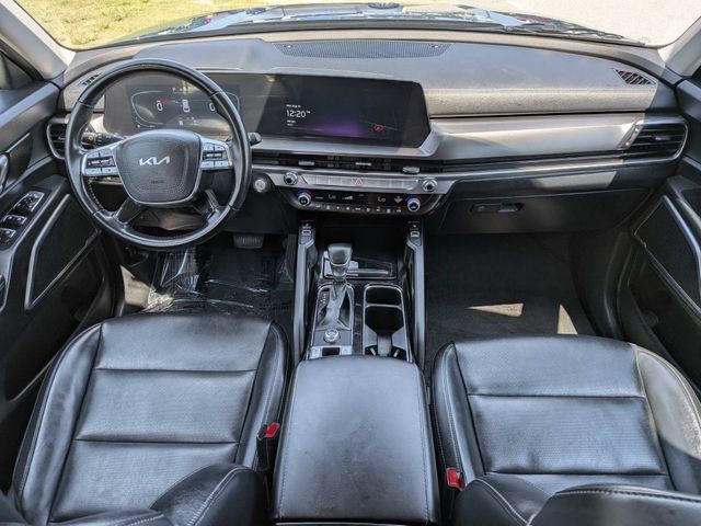 Used 2025 Kia Telluride S FWD image 16