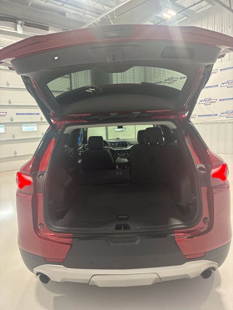 Used 2019 Chevrolet Blazer LT w/ Sound & Technology Package FWD image 30