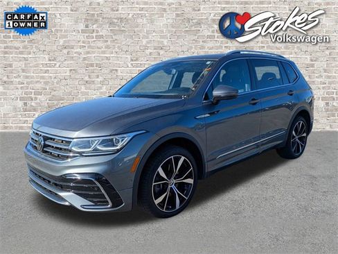 Certified 2024 Volkswagen Tiguan SEL R-Line image 8