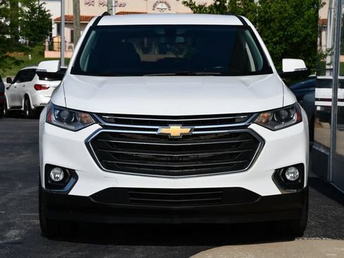 Used 2021 Chevrolet Traverse LT FWD image 11