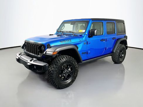 Used 2025 Jeep Wrangler Unlimited Sport AWD/4WD image 3