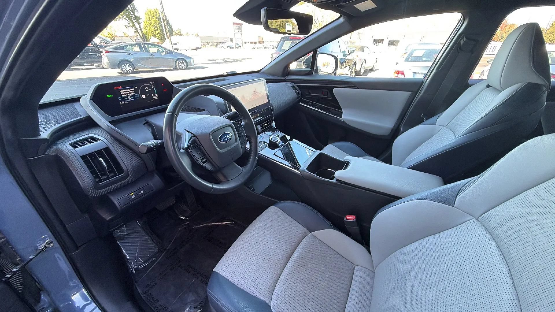 Used 2023 Subaru Solterra AWD image 16