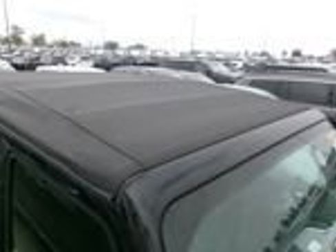 Used 2023 Jeep Wrangler Unlimited Sahara w/ Cold Weather Group AWD/4WD image 16