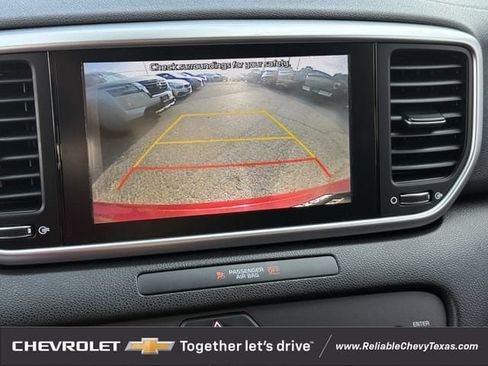 Used 2020 Kia Sportage LX FWD image 24