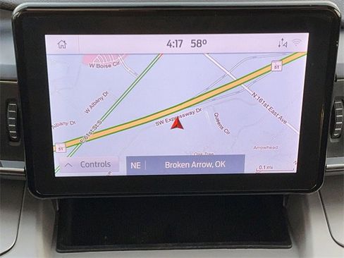 Used 2021 Ford Explorer XLT w/ Equipment Group 202A image 23