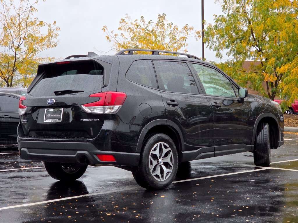 Used 2023 Subaru Forester Premium AWD/4WD image 23