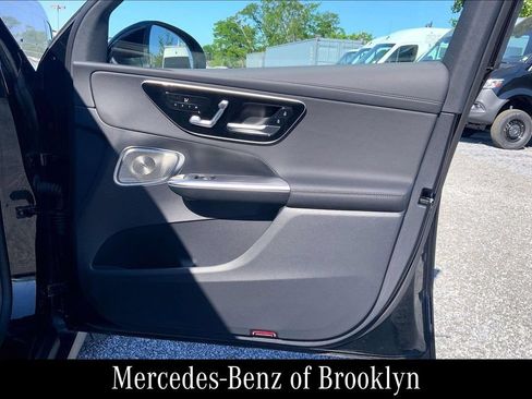 Certified 2025 Mercedes-Benz GLC 350e 4MATIC image 24