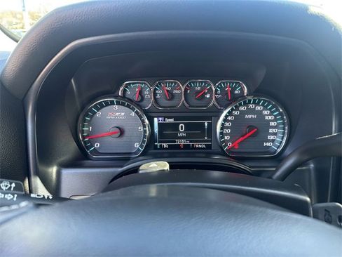 Used 2018 Chevrolet Silverado 1500 LT w/ Texas Edition image 16