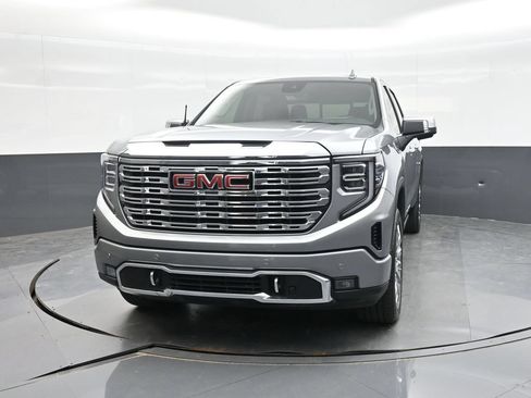 Used 2026 GMC Sierra 1500 Denali AWD/4WD image 19