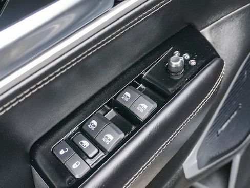 Used 2023 Jeep Wagoneer 2WD w/ Convenience Group I image 16