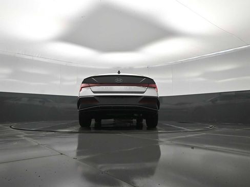 New 2026 Hyundai Elantra SEL Sport Premium image 34