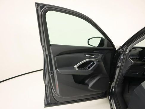 Used 2025 Audi Q5 Premium Plus AWD/4WD image 10