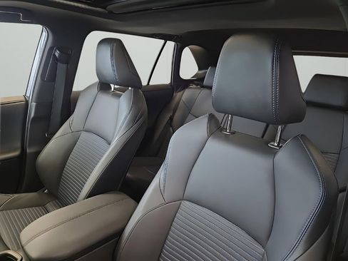 Used 2022 Toyota RAV4 XSE w/ XSE Grade Weather Package image 10