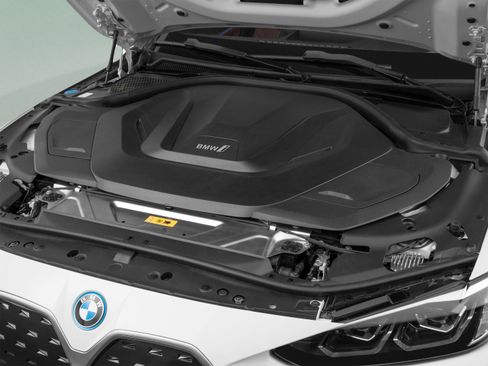 Used 2023 BMW i4 eDrive40 w/ M Sport Package RWD image 15