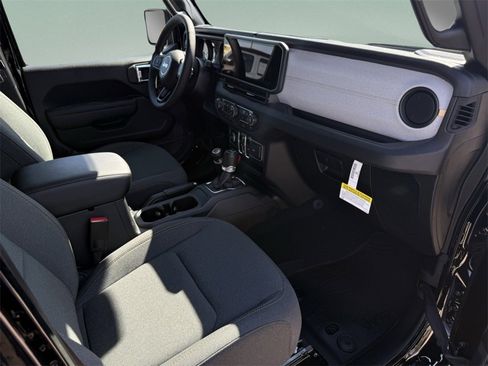 New 2026 Jeep Wrangler Sport S image 32