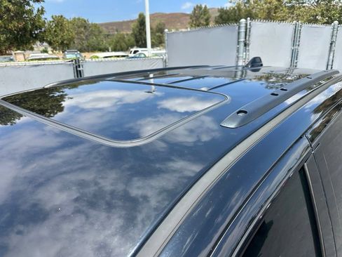 Used 2018 Jeep Grand Cherokee Altitude RWD image 8
