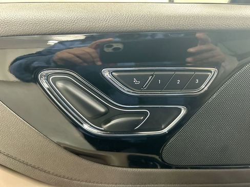 Used 2023 Lincoln Aviator Reserve w/ Equipment Group 201A image 10