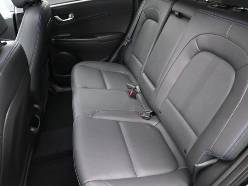 Used 2023 Hyundai Kona Limited FWD image 28