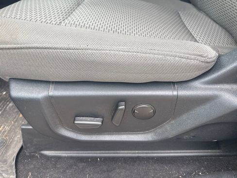 Used 2019 Ford F150 XLT w/ Equipment Group 302A Luxury AWD/4WD image 13