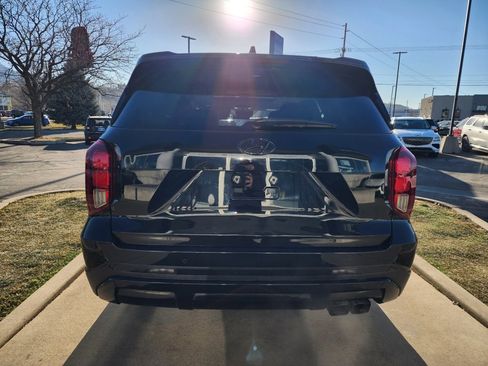 Used 2024 Hyundai Palisade SEL w/ Premium Package image 6
