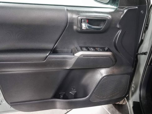 Certified 2023 Toyota Tacoma TRD Off-Road w/ Black Out Package (TMS) image 21